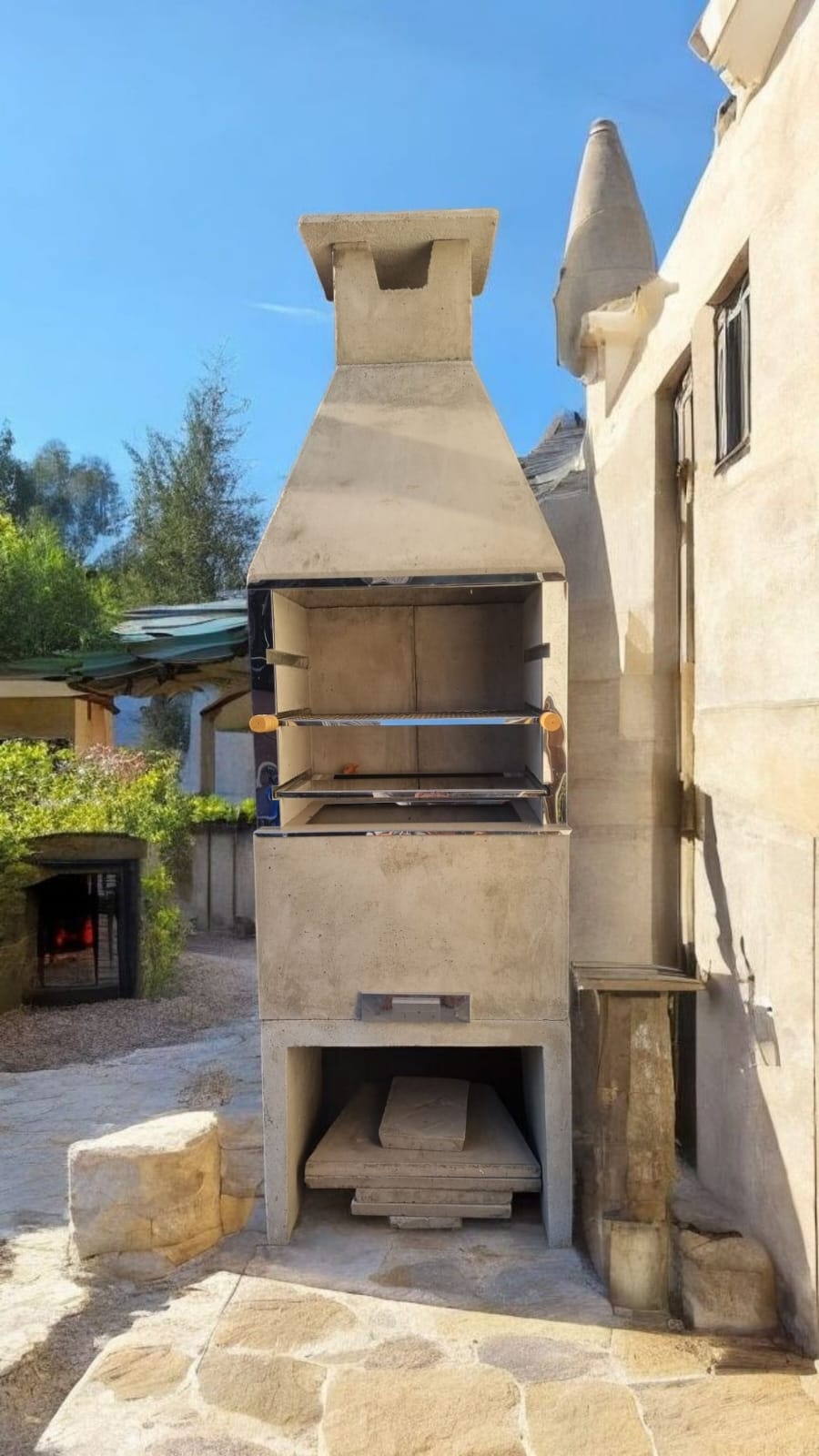 Asador para quincho Fortaleza de concreto pre formado
